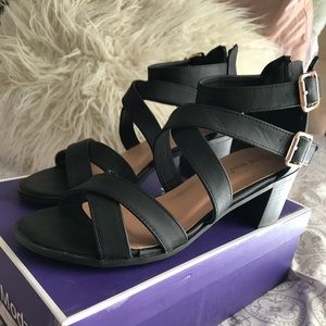 Black Sandal Looking Heels